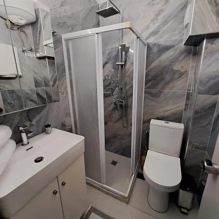 Apartman Finikas R207 *